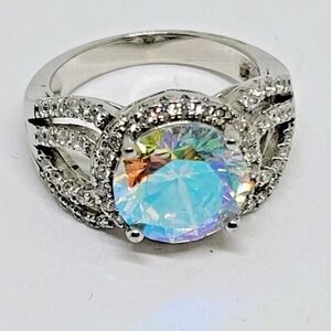 NWOT Mesmerizing  Designer Signed Aurora Borealis Ring  Size 6